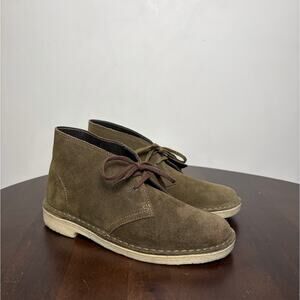 Clarks Originals Olive Suede Desert Boot - Size 7.5
